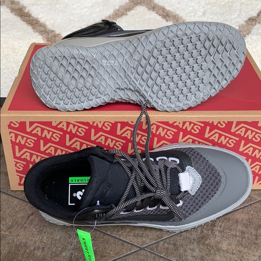 VANS CITY HI-RISE BLACK/DRIZZLE WMNS - Picture 3 of 16